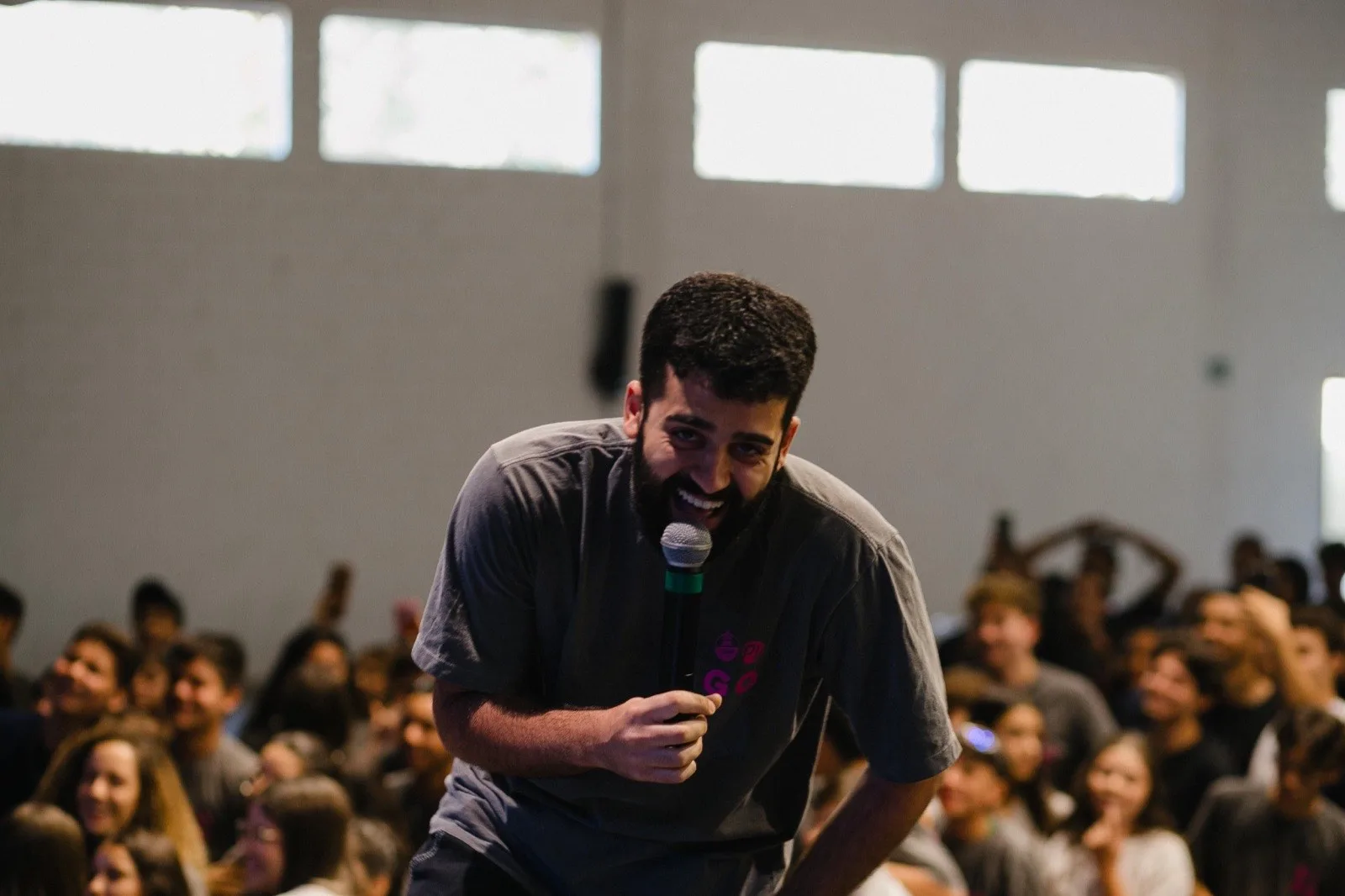 Vinícius Baptista sorrindo